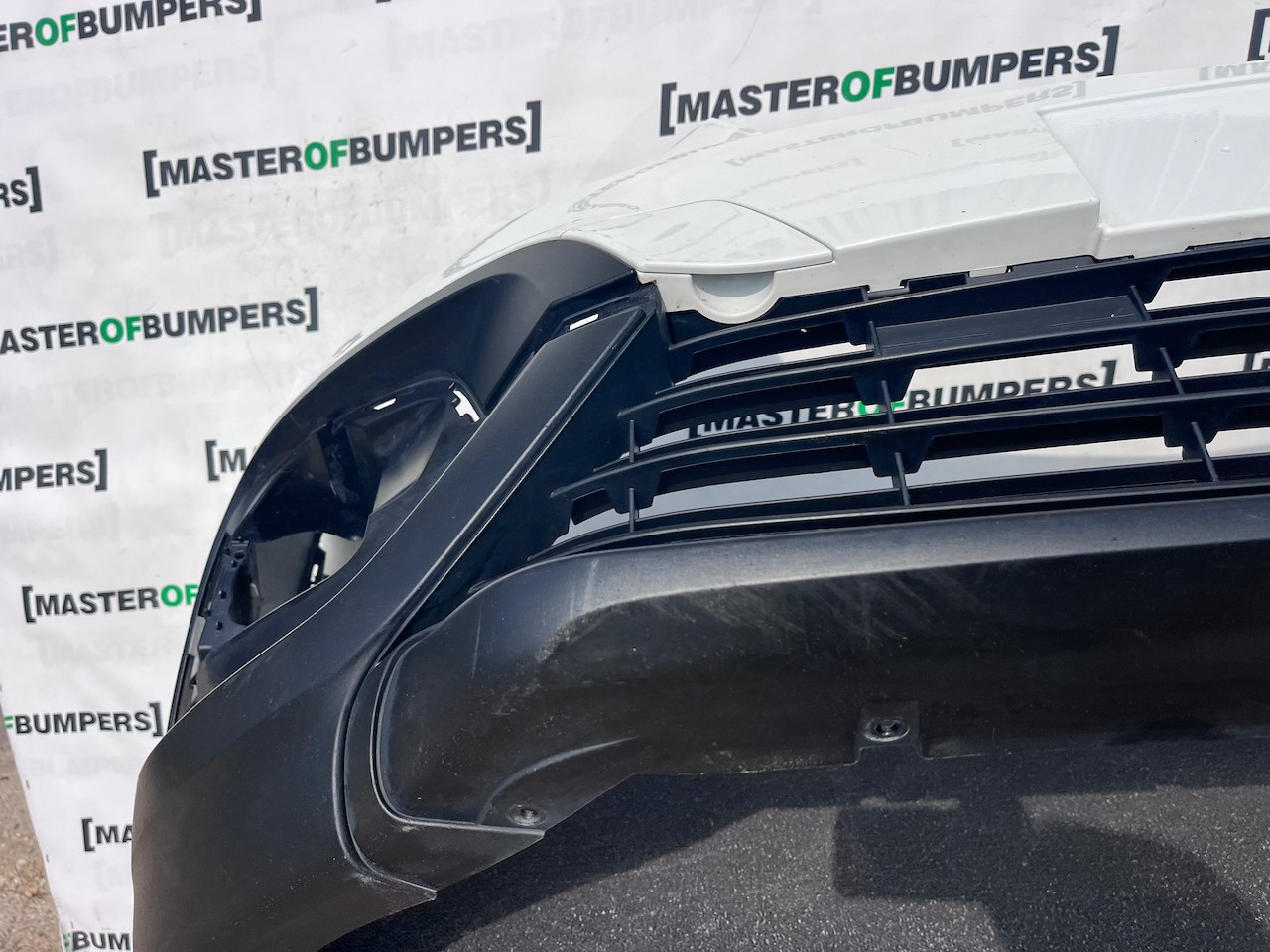 Vauxhall Combo E Van 2019-2024 Front Bumper No Pdc Genuine [q390]