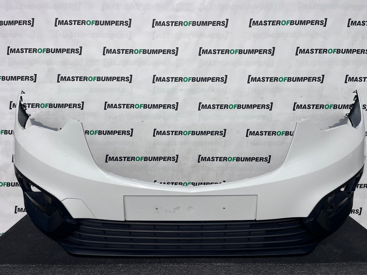 Vauxhall Combo E Van 2019-2024 Front Bumper No Pdc Genuine [q390]