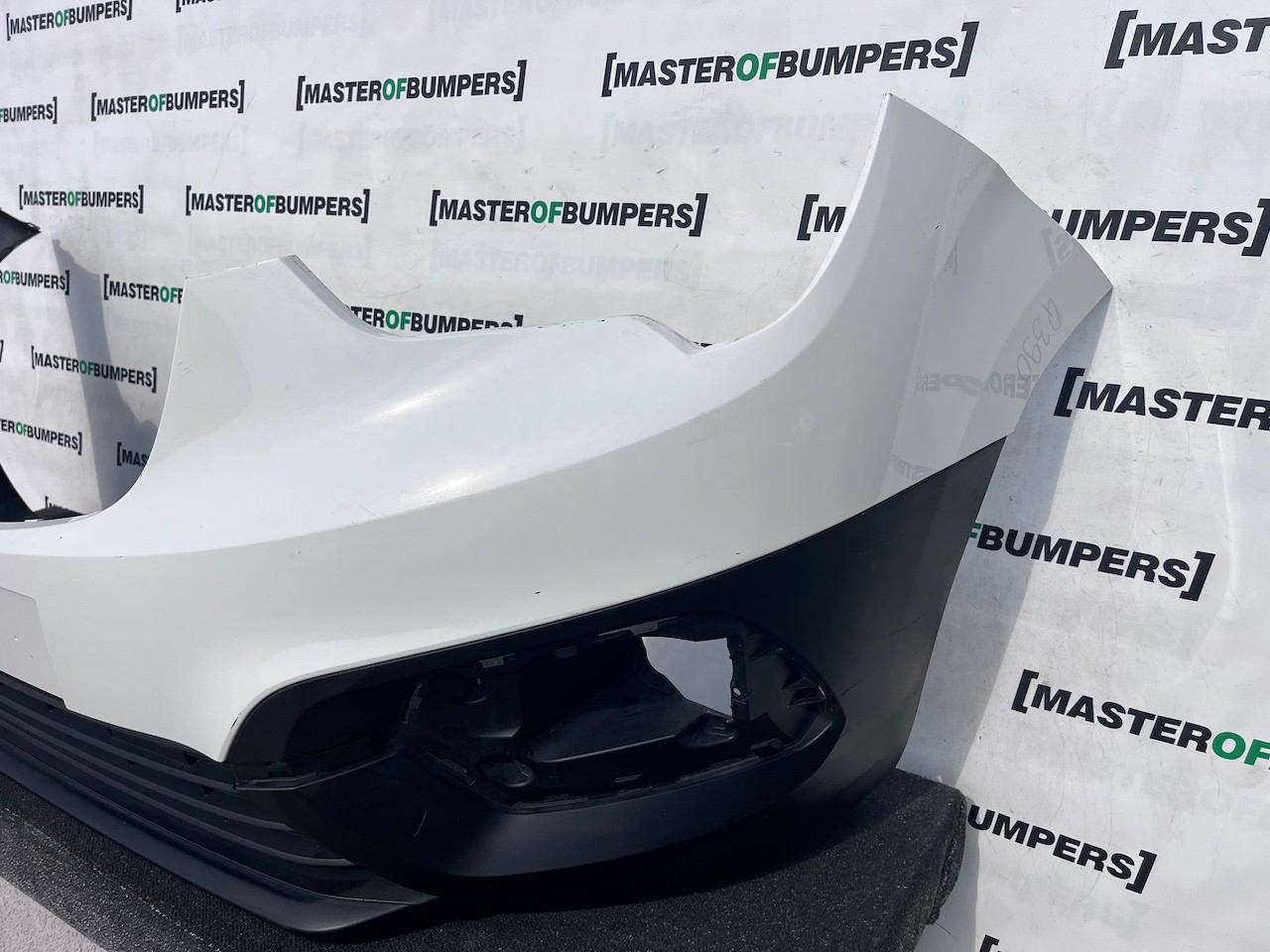 Vauxhall Combo E Van 2019-2024 Front Bumper No Pdc Genuine [q390]