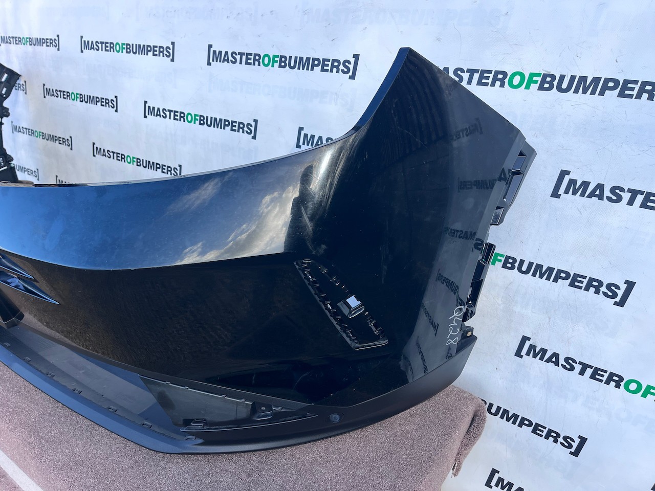 Vauxhall Grandland Gs Phev 2025-2027 Font Bumper 4 Pdc Genuine [q428]