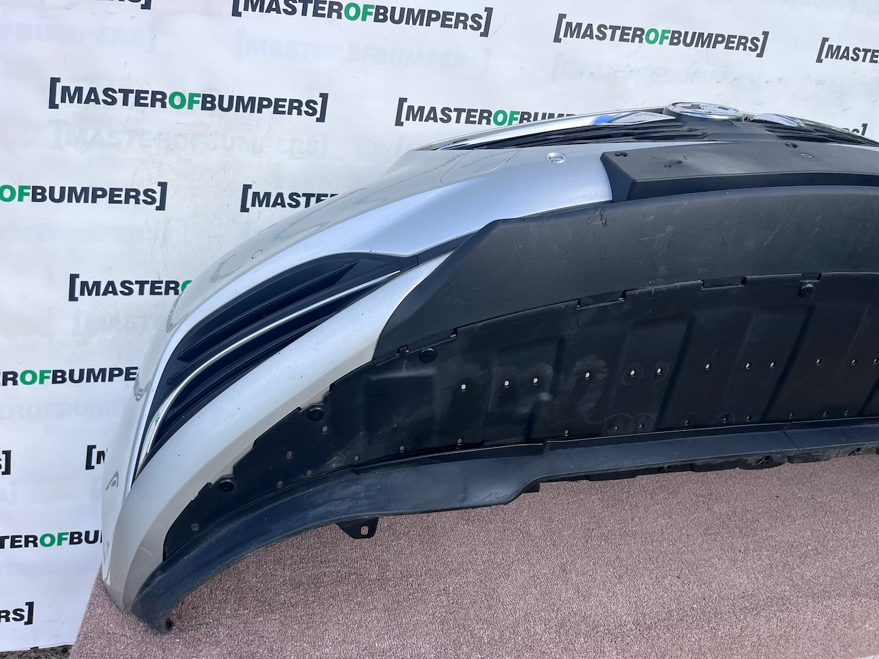 Vauxhall Insignia Mk2 Saloon Estate 2017-2020 Front Bumper 4 Pdc Genuine [424]