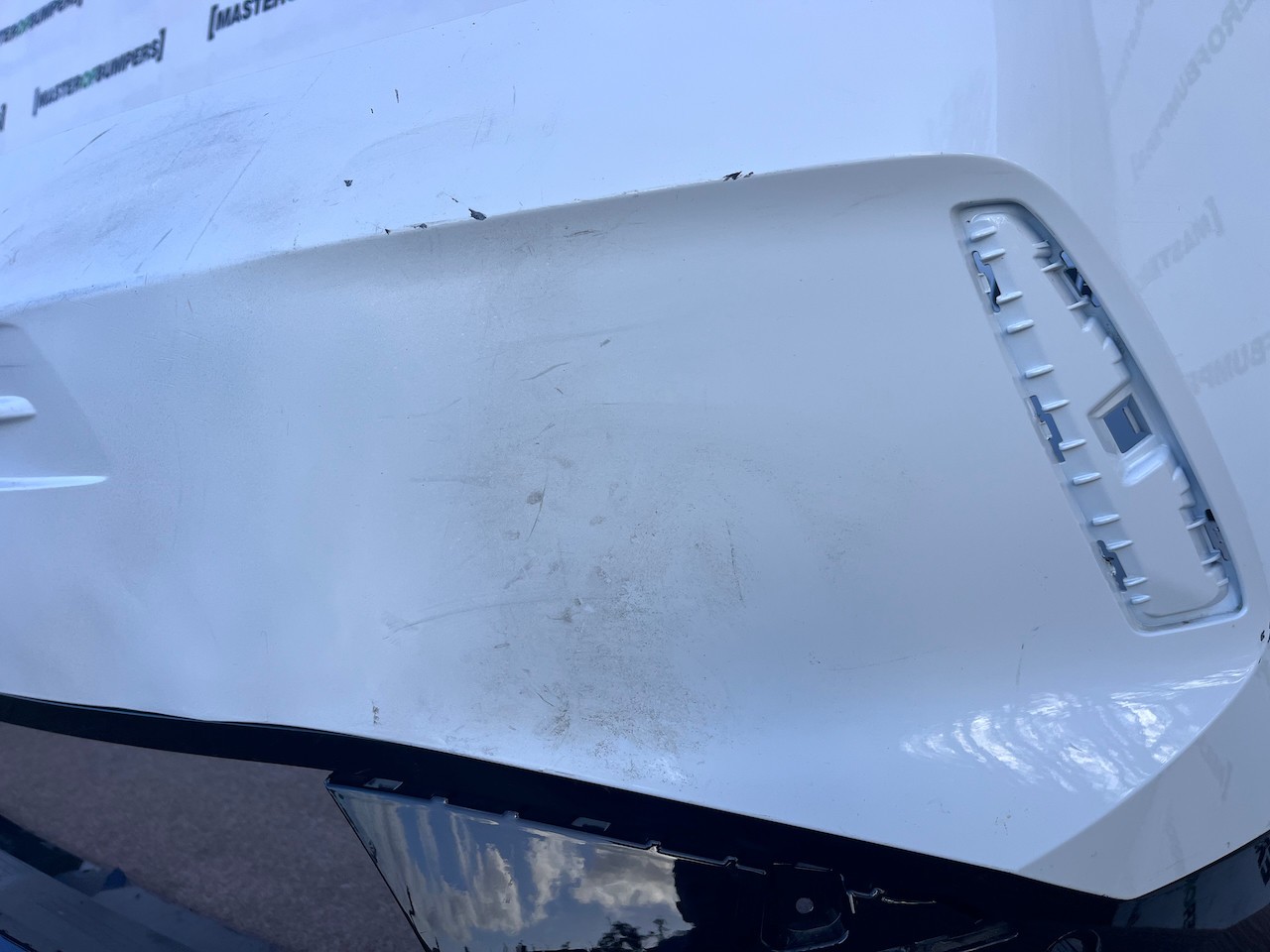 Vauxhall Grandland Gs Phev 2025-2027 Font Bumper 4 Pdc Genuine [q427]