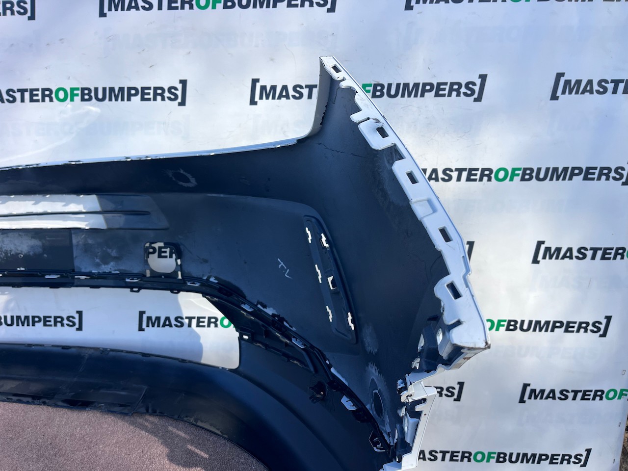 Vauxhall Grandland Gs Phev 2025-2027 Font Bumper 4 Pdc Genuine [q427]