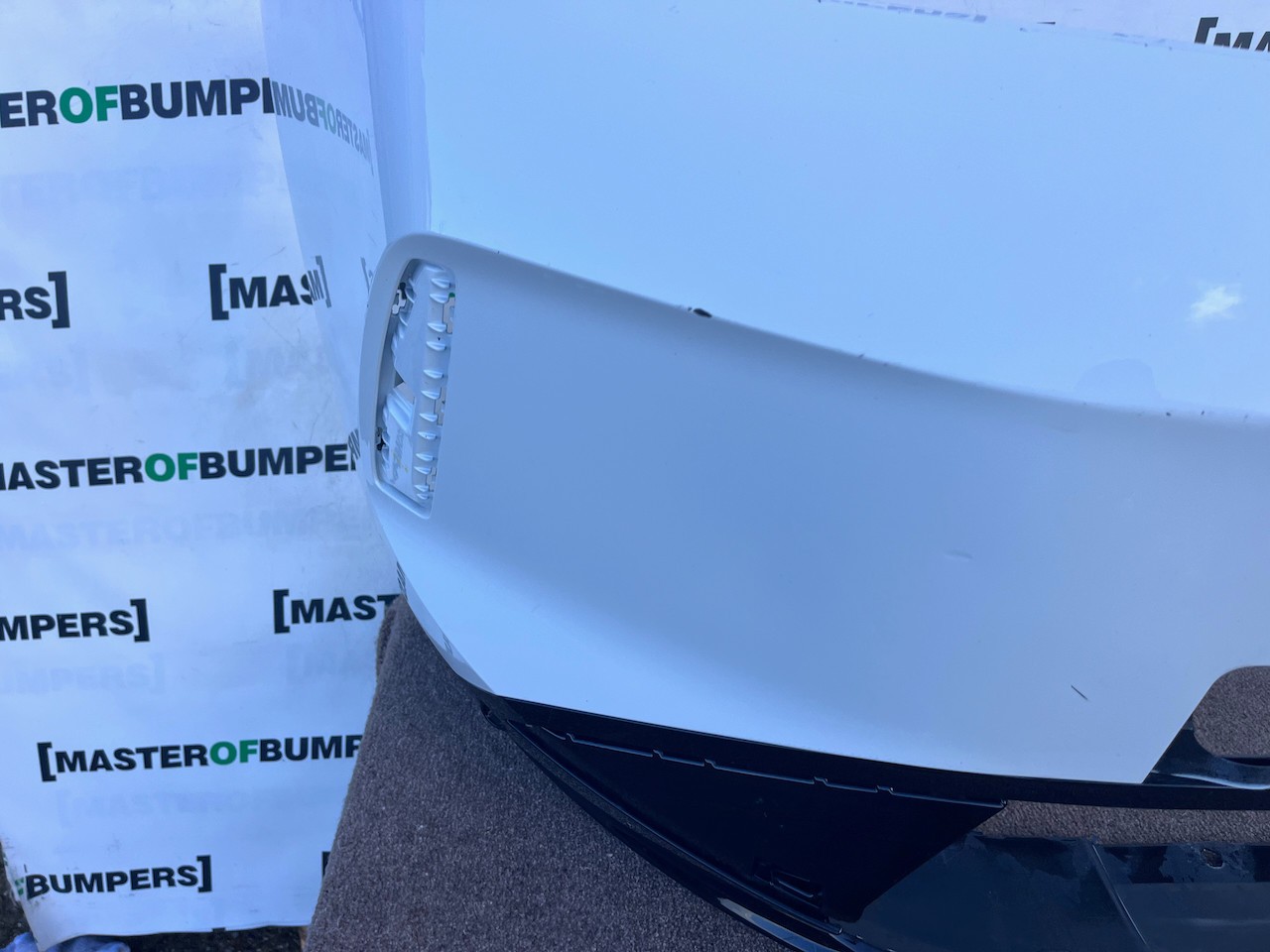 Vauxhall Grandland Gs Phev 2025-2027 Font Bumper 4 Pdc Genuine [q427]