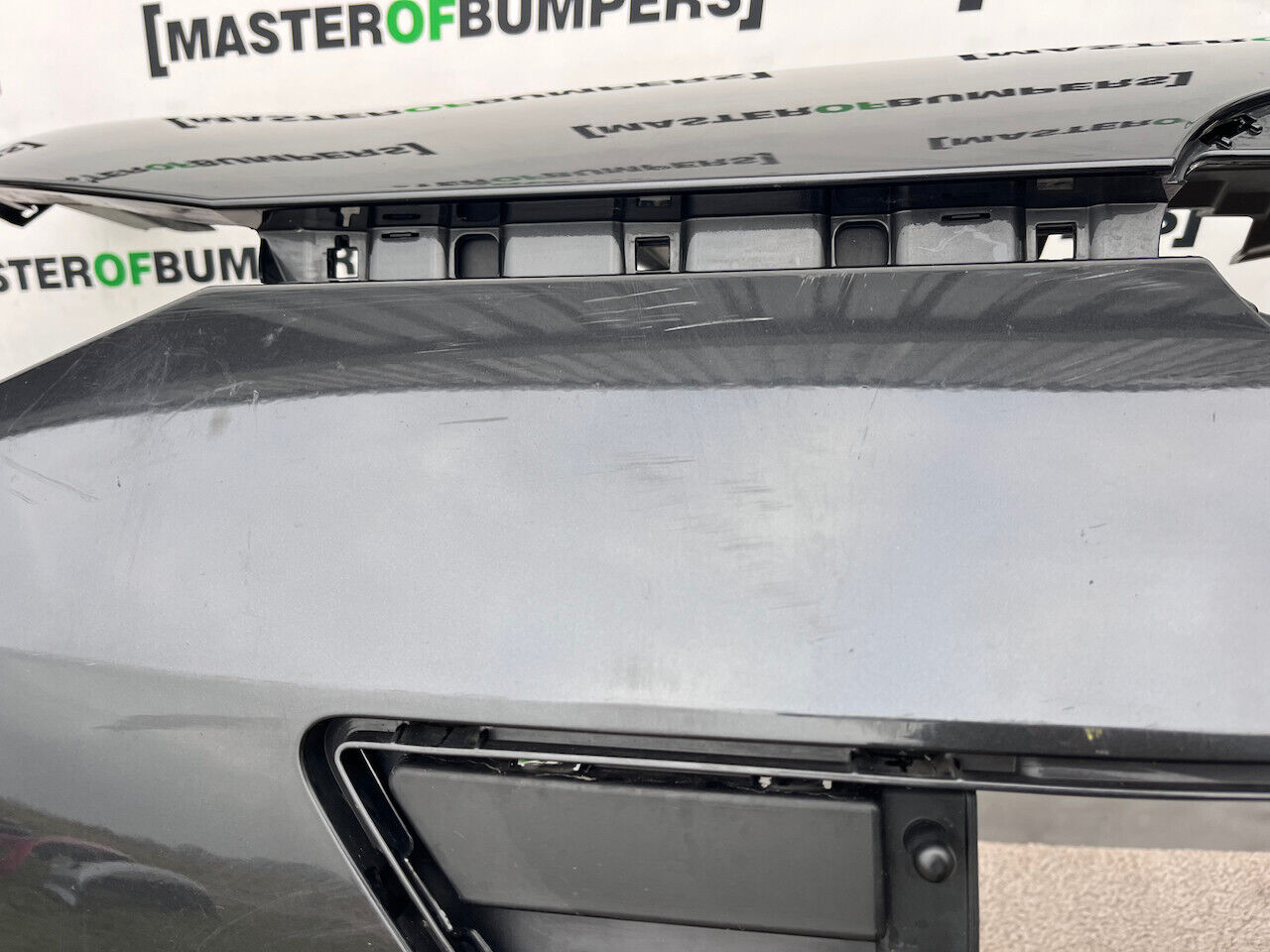 VW Id3 Id.3 2020-2024 Front Bumper White W/inner Bracket Genuine [v251]