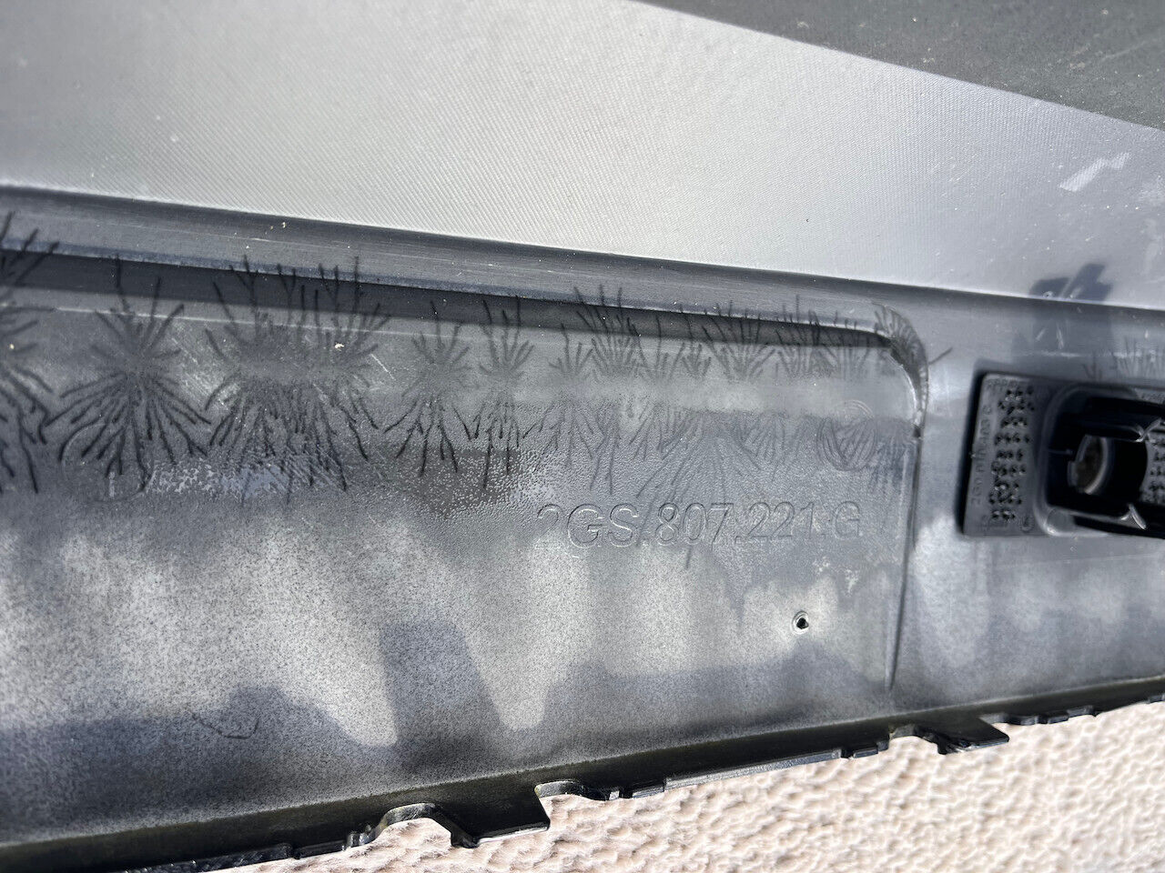 VW Polo Gti R Line Hatchback Mk6 2017-2021 Front Bumper 4 Pdc Genuine [v265]