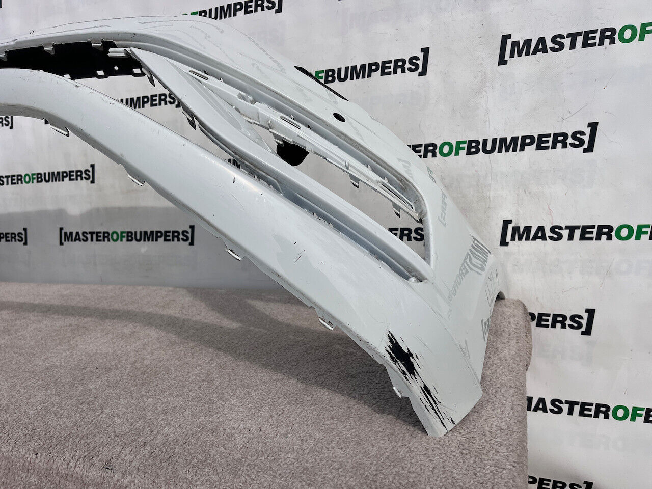 VW Golf Se Mk7.5 Hatchback 2017-2019 Front Bumper 6 Pdc +jets Genuine [v277]