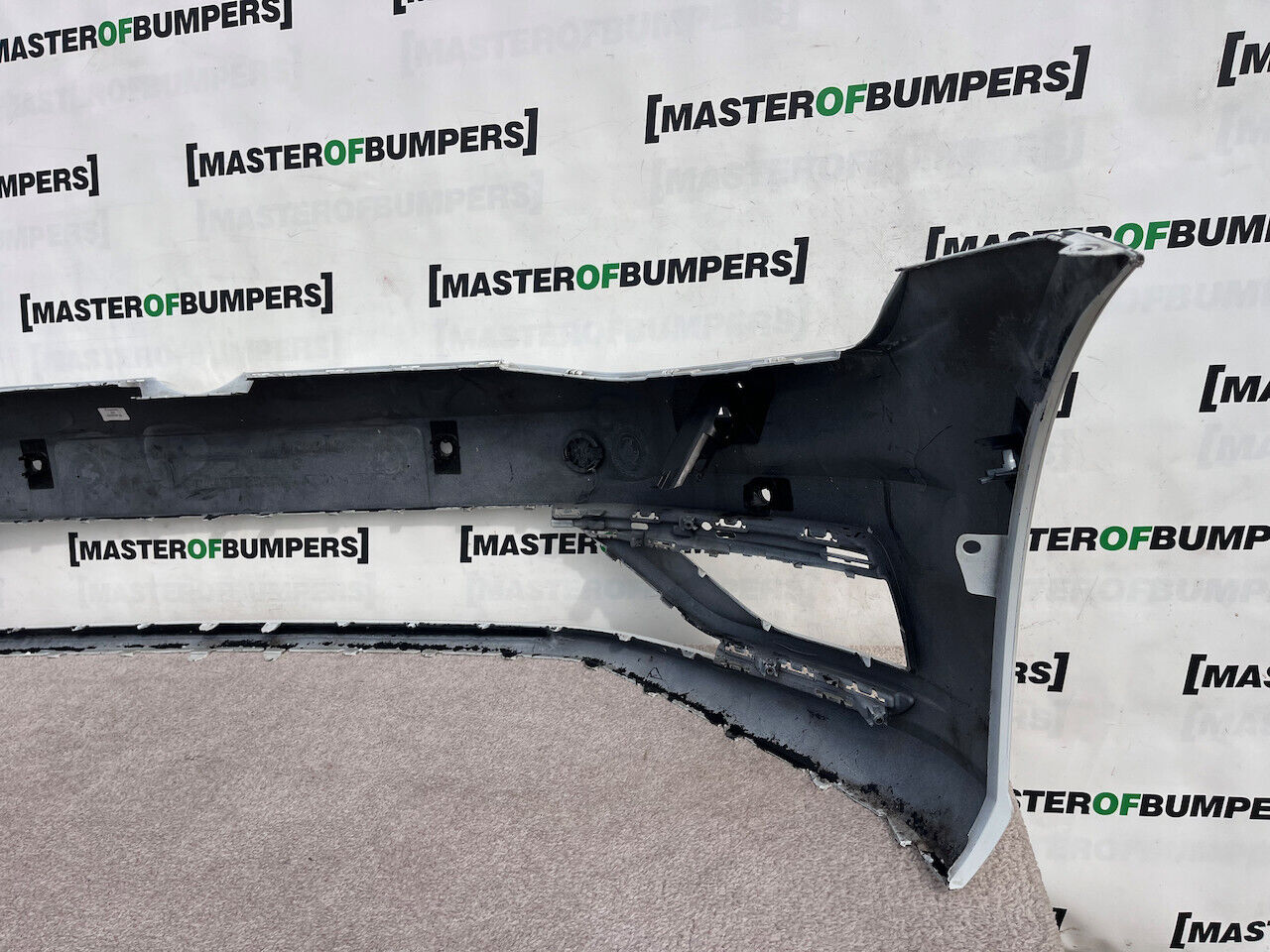 VW Golf Se Mk7.5 Hatchback 2017-2019 Front Bumper 6 Pdc +jets Genuine [v277]