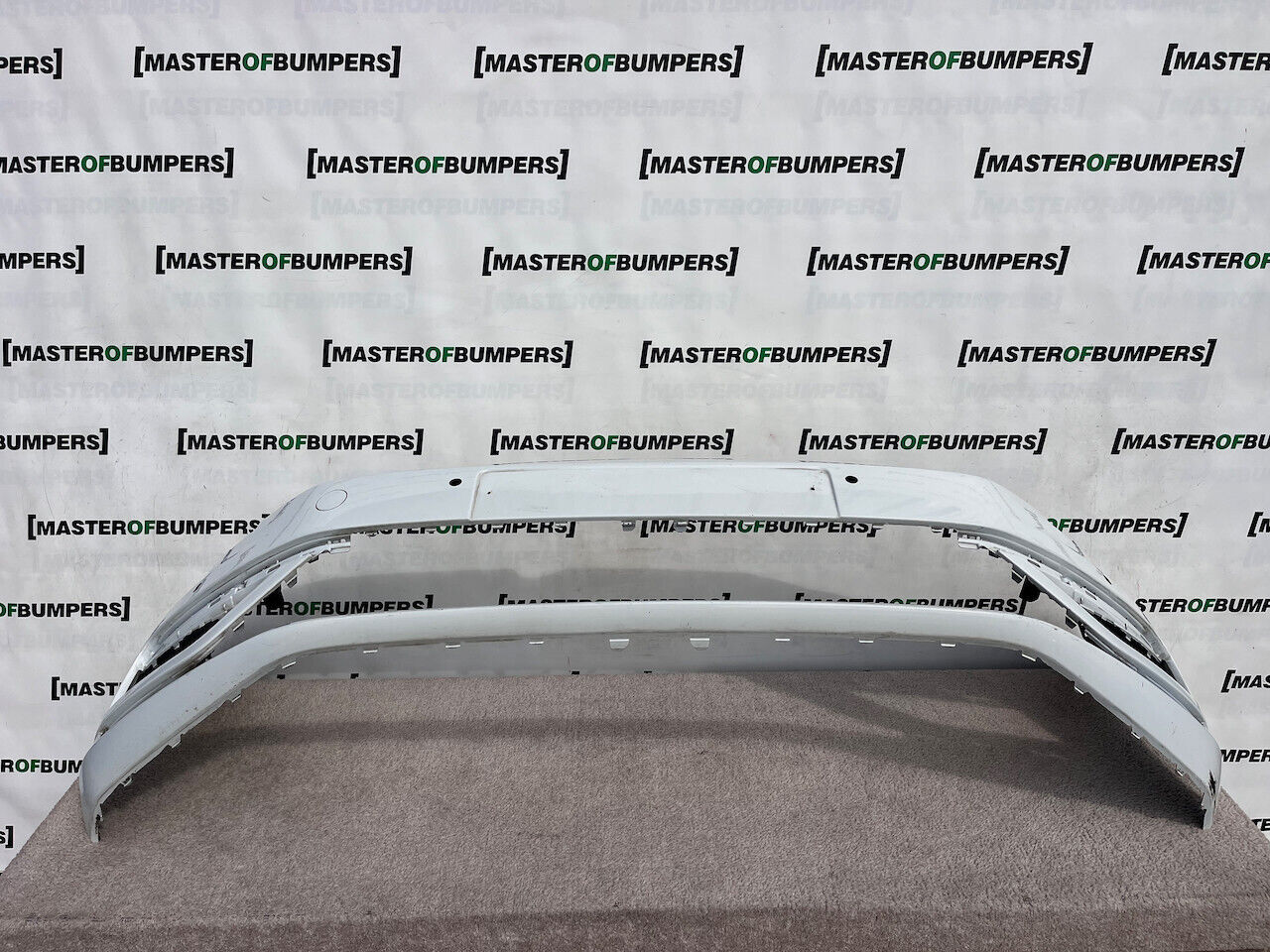 VW Golf Se Mk7.5 Hatchback 2017-2019 Front Bumper 6 Pdc +jets Genuine [v277]