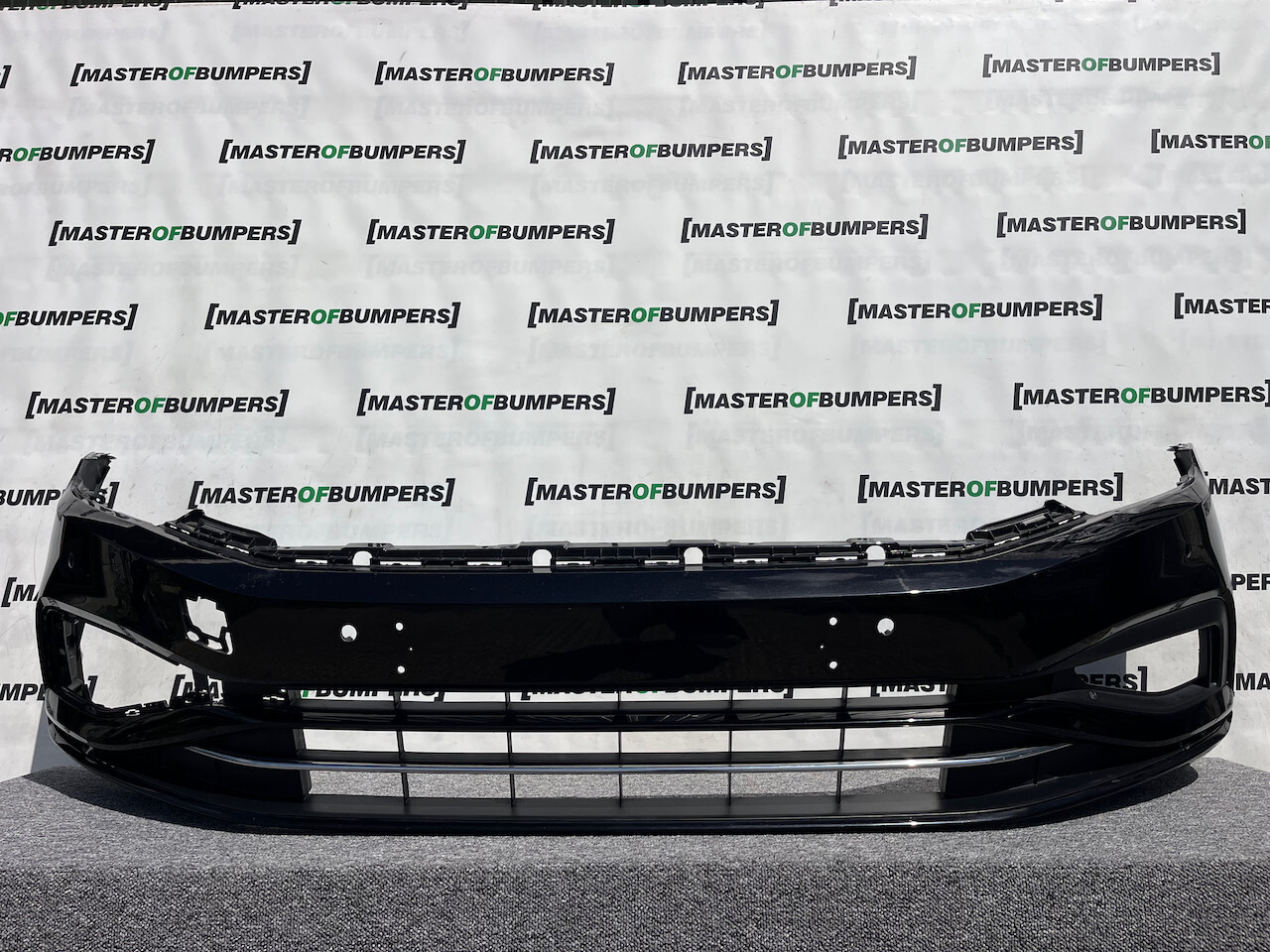 VW Passat Se Trendline Bluemotion B8 2019-2021 Front Bumper 4 Pdc Genuine [v294]