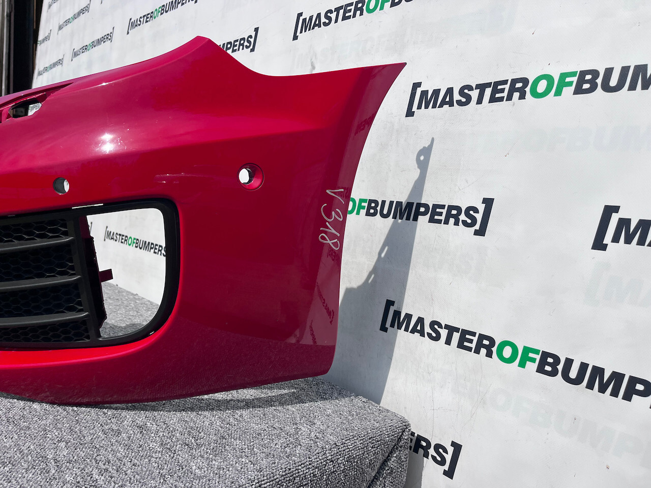 VW Golf Gti Gtd Mk6 Hatchback 2009-2012 Front Bumper 6 Pdc +jets Genuine [v318]