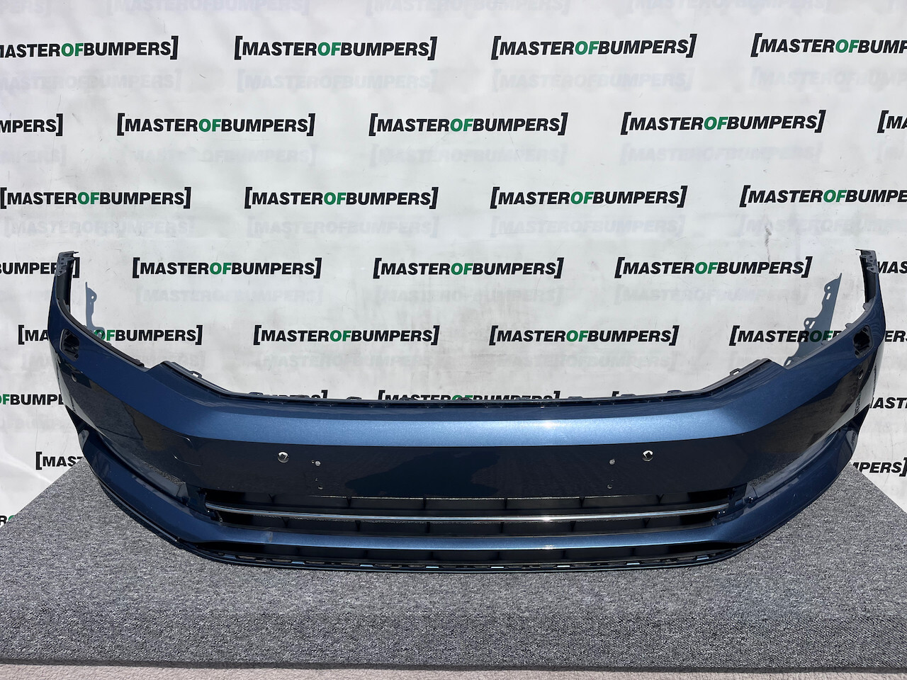 VW Passat Evo Gt Saloon Estate B8 2015-2019 Front Bumper 4 Pdc Genuine [v307]