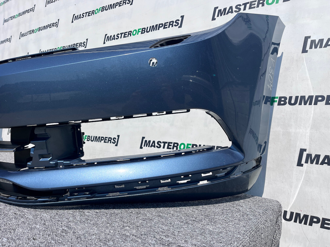 VW Passat Evo Gt Saloon Estate B8 2015-2019 Front Bumper 4 Pdc Genuine [v307]