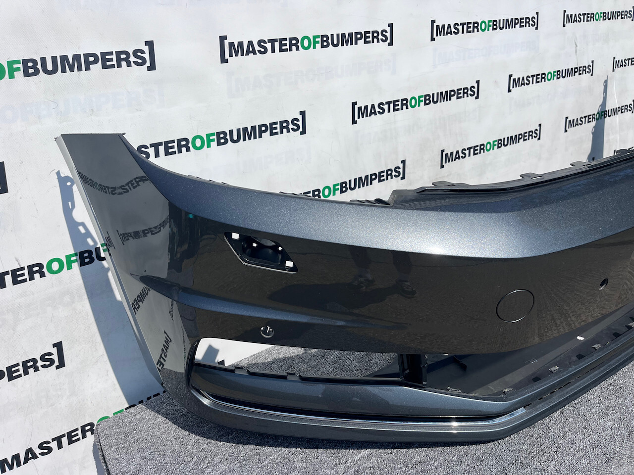 VW Touran Highline Sel Mk2 2015-2021 Front Bumper 4 Pdc + Jets Genuine [v305]
