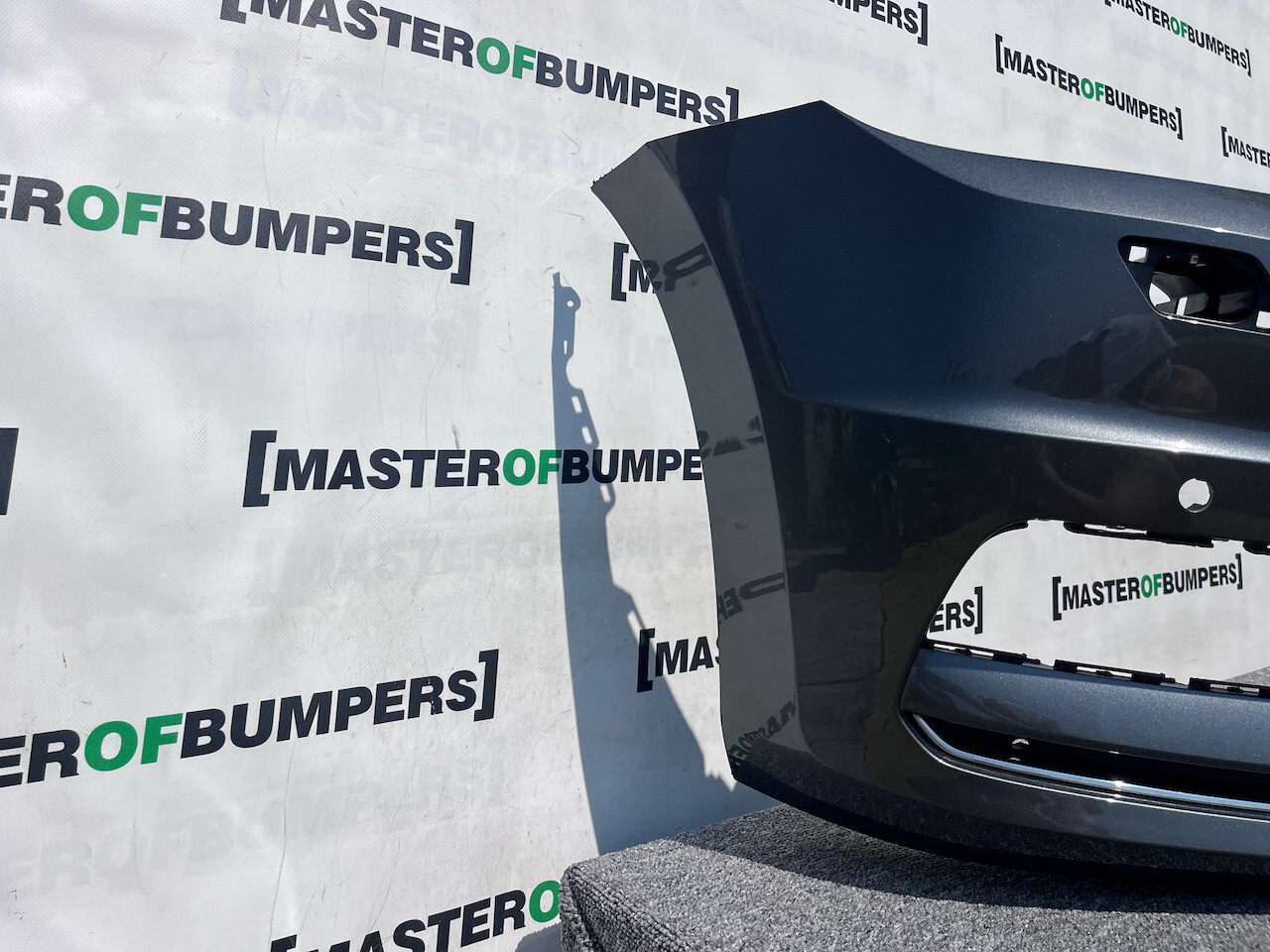 VW Touran Highline Sel Mk2 2015-2021 Front Bumper 4 Pdc + Jets Genuine [v305]