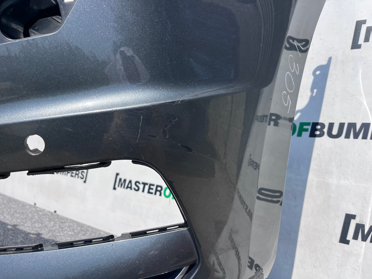 VW Touran Highline Sel Mk2 2015-2021 Front Bumper 4 Pdc + Jets Genuine [v305]