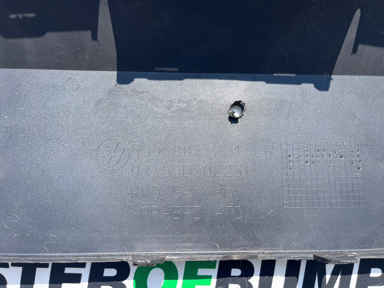 VW Golf R R Line Mk7 Lift Hatchback 2017-2019 Front Bumper 4 Pdc Genuine [v310]