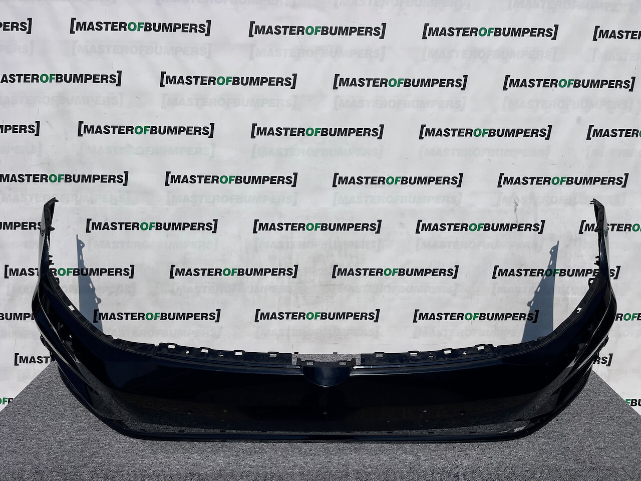 VW Golf R R Line Mk7 Lift Hatchback 2017-2019 Front Bumper 4 Pdc Genuine [v310]