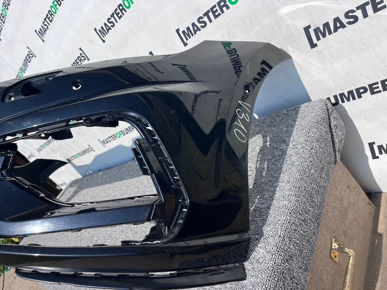 VW Golf R R Line Mk7 Lift Hatchback 2017-2019 Front Bumper 4 Pdc Genuine [v310]