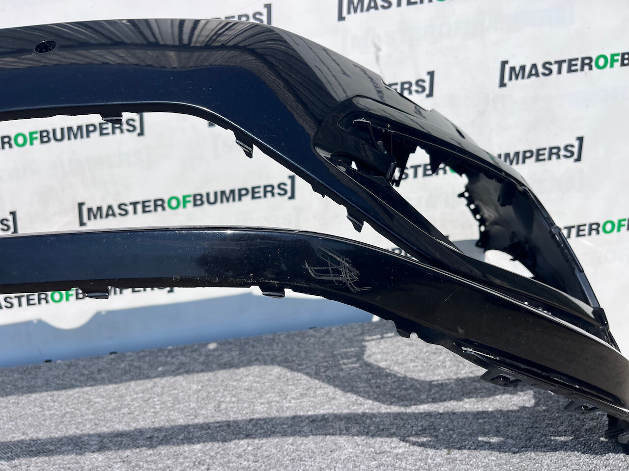 VW Golf R R Line Mk7 Lift Hatchback 2017-2019 Front Bumper 4 Pdc Genuine [v310]