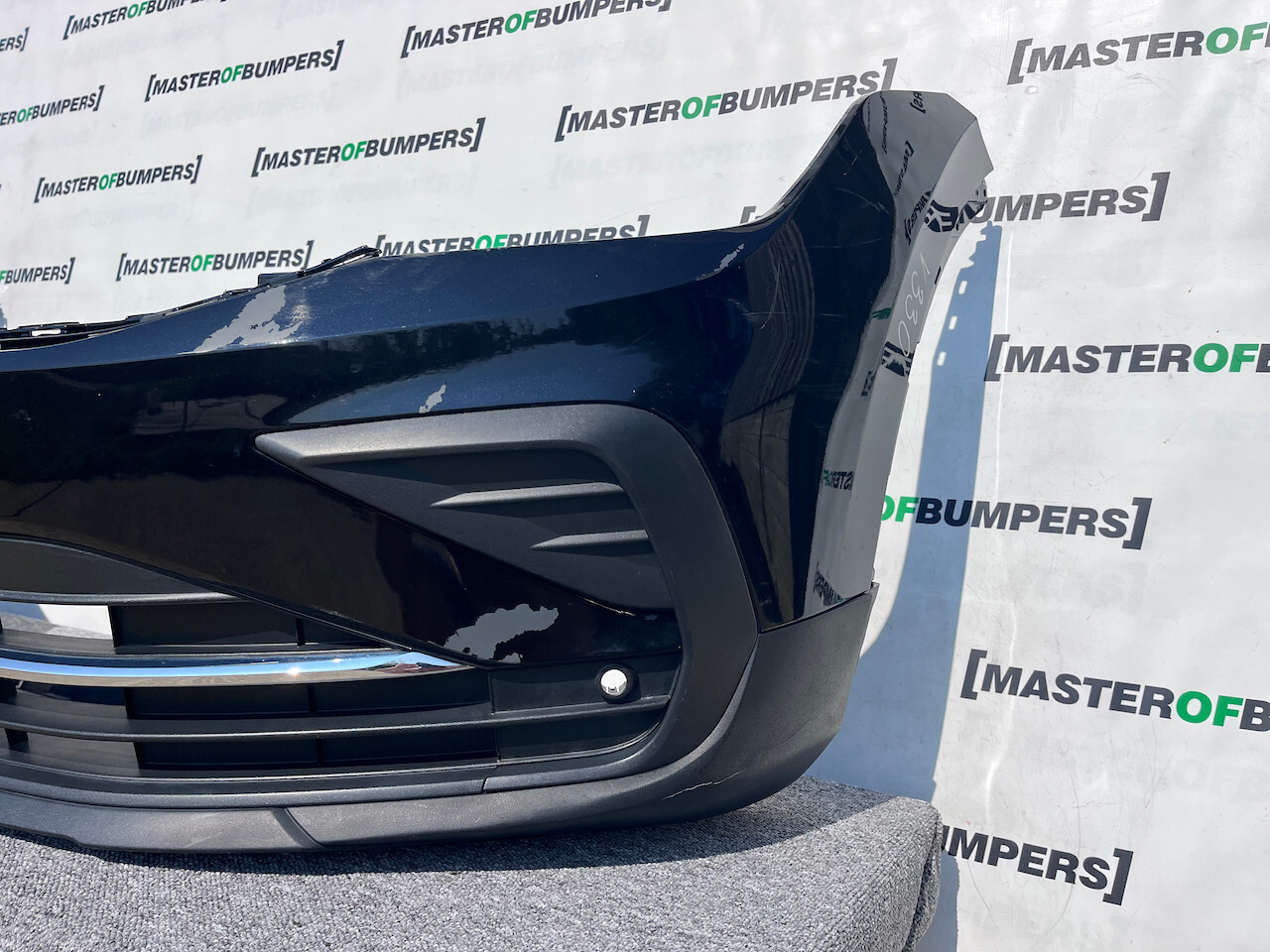 VW Tiguan Se Life Tfsi Mk2 Lift 2021-2023 Front Bumper 4 Pdc Genuine [v330]