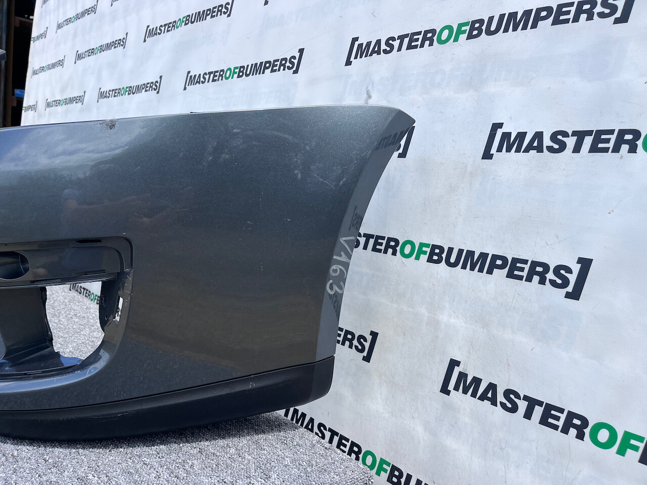 VW Golf Estate Mk5 Estate Only 2006-2009 Front Bumper + Grille Genuine [v163]