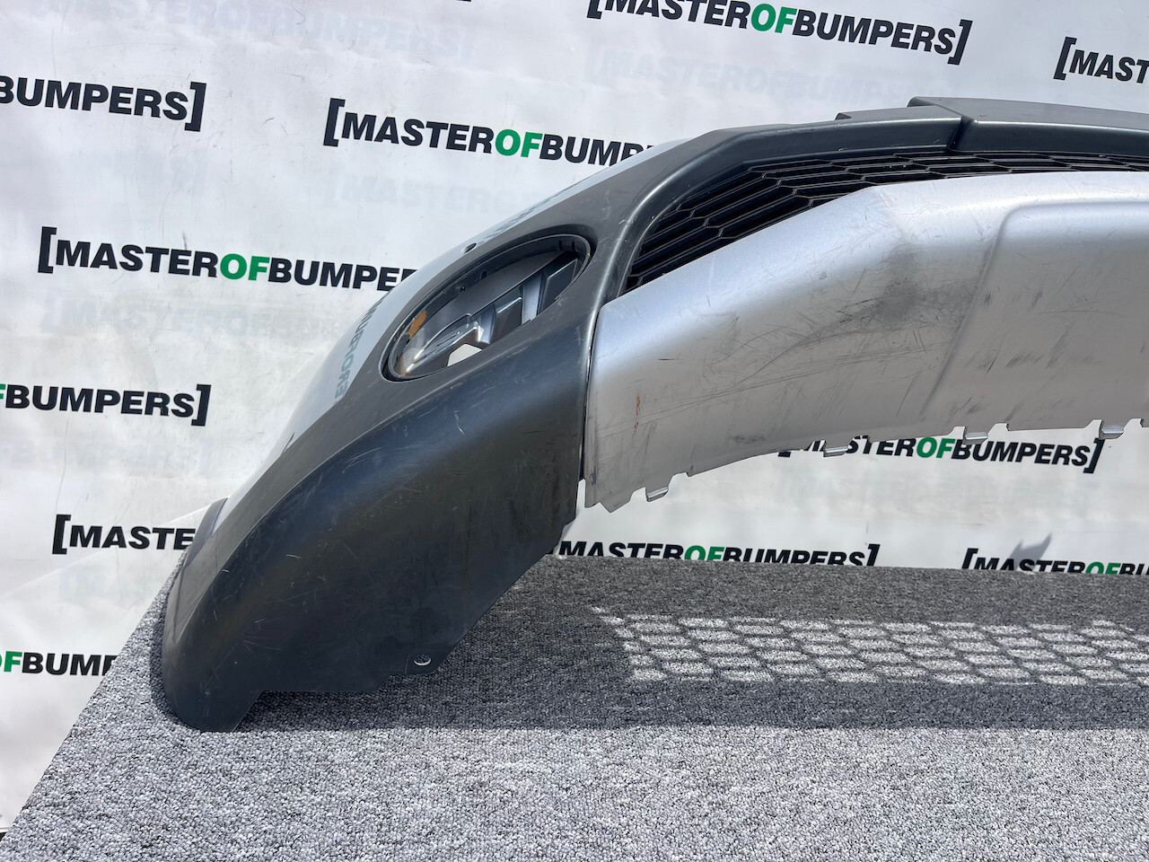 VW Crossgolf Golf Plus 1.6 Tdi 2010-2013 Front Bumper 4 Pdc +jets Genuine [v891]