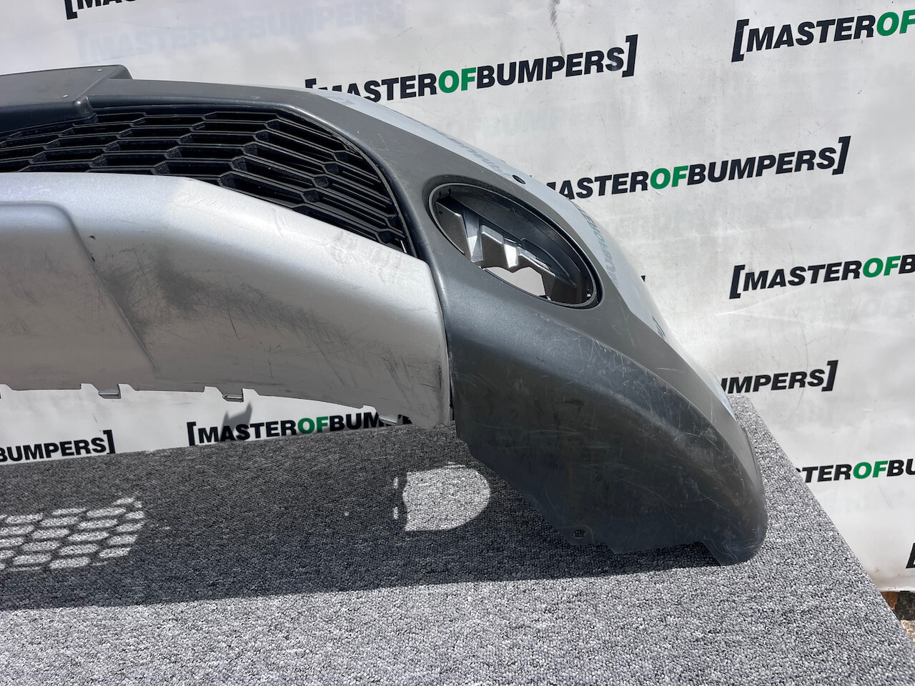 VW Crossgolf Golf Plus 1.6 Tdi 2010-2013 Front Bumper 4 Pdc +jets Genuine [v891]