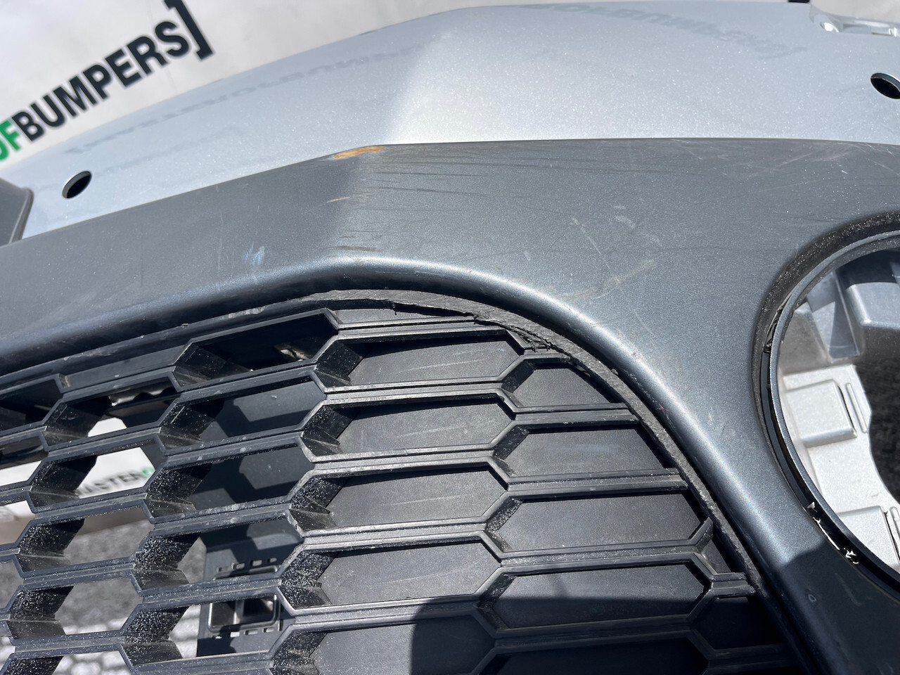 VW Crossgolf Golf Plus 1.6 Tdi 2010-2013 Front Bumper 4 Pdc +jets Genuine [v891]