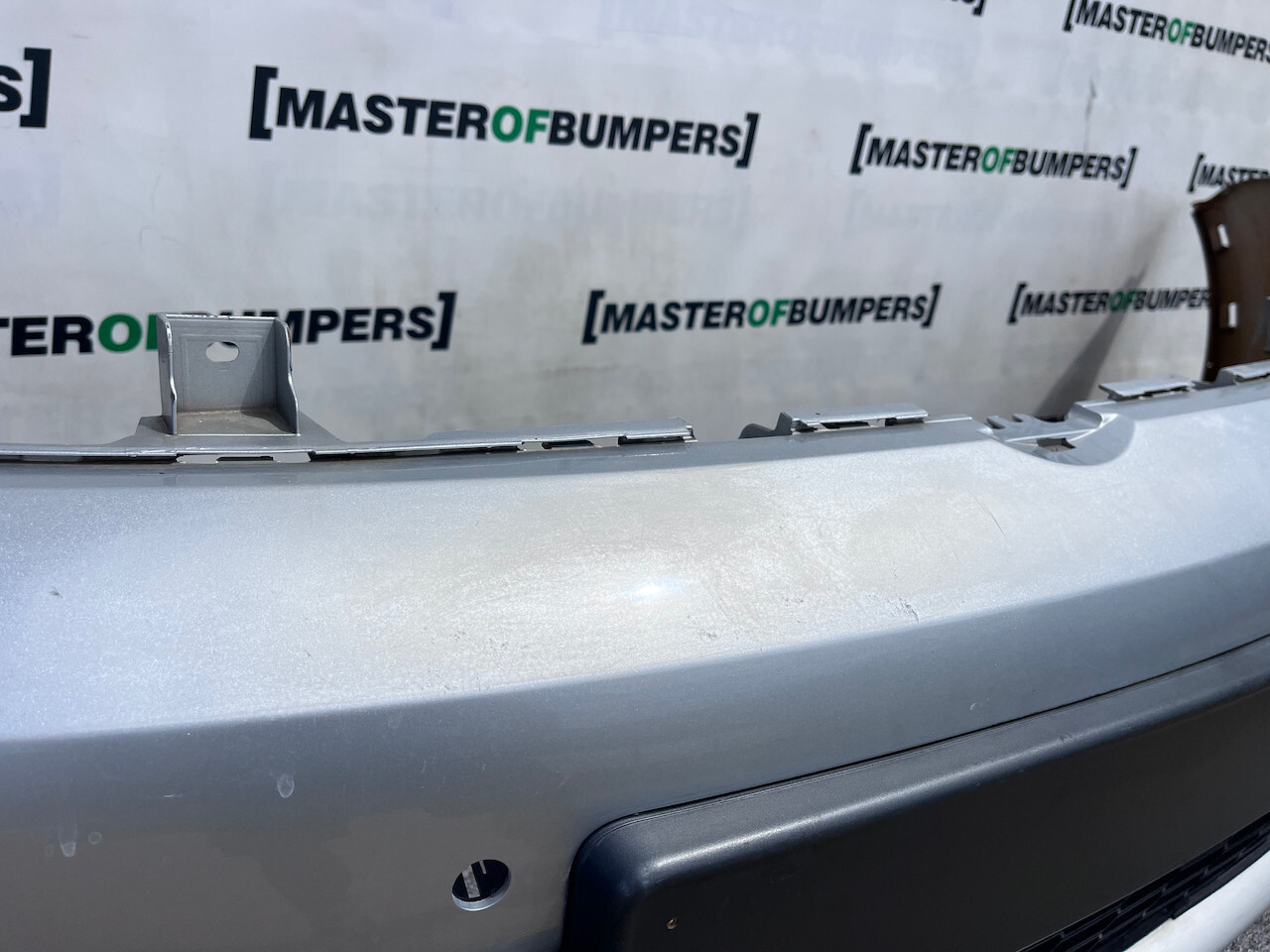 VW Crossgolf Golf Plus 1.6 Tdi 2010-2013 Front Bumper 4 Pdc +jets Genuine [v891]