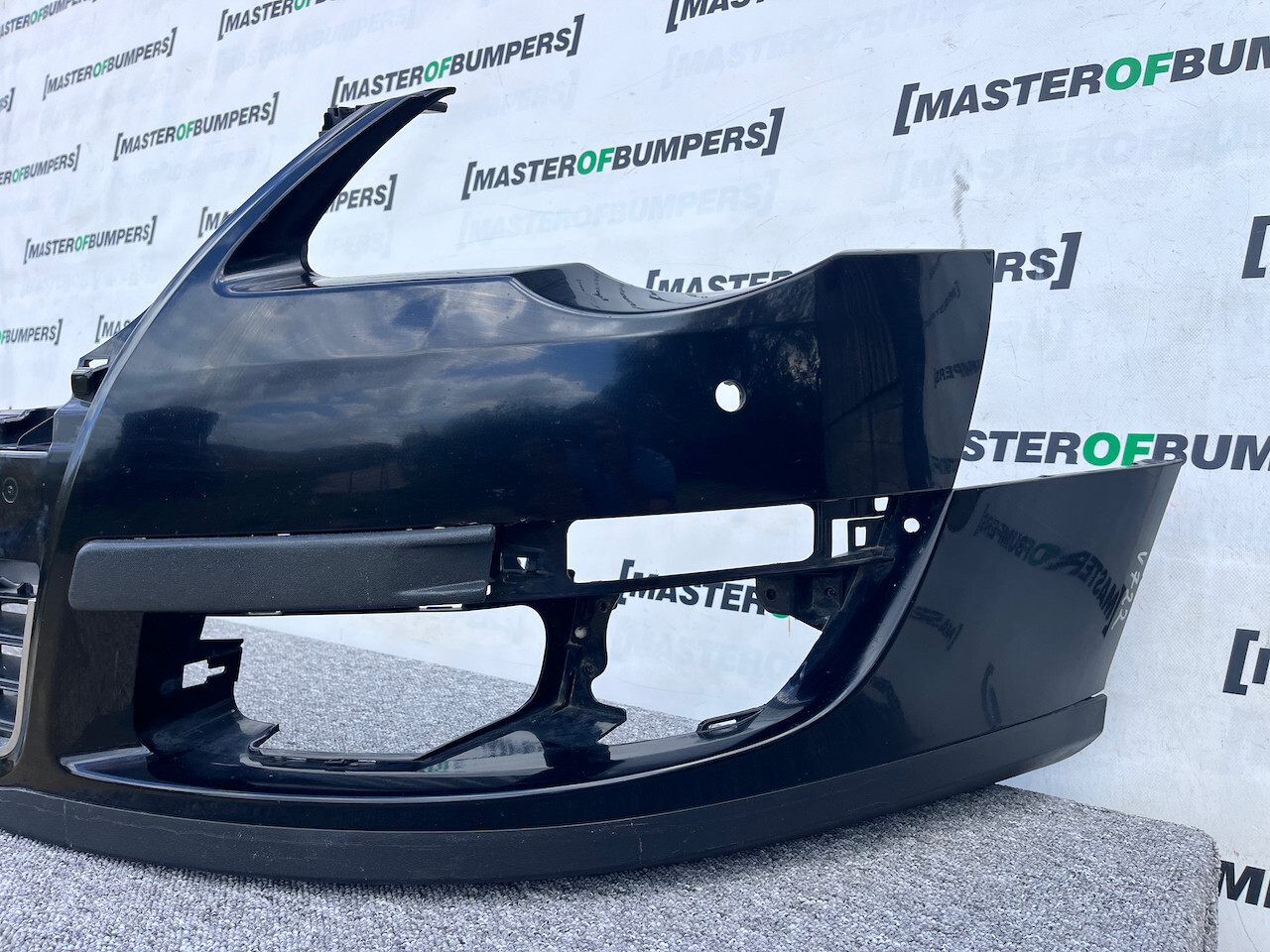 VW Passat Se B6 Saloon Estate 2006-2010 Front Bumper 4 Pdc Genuine [v722]