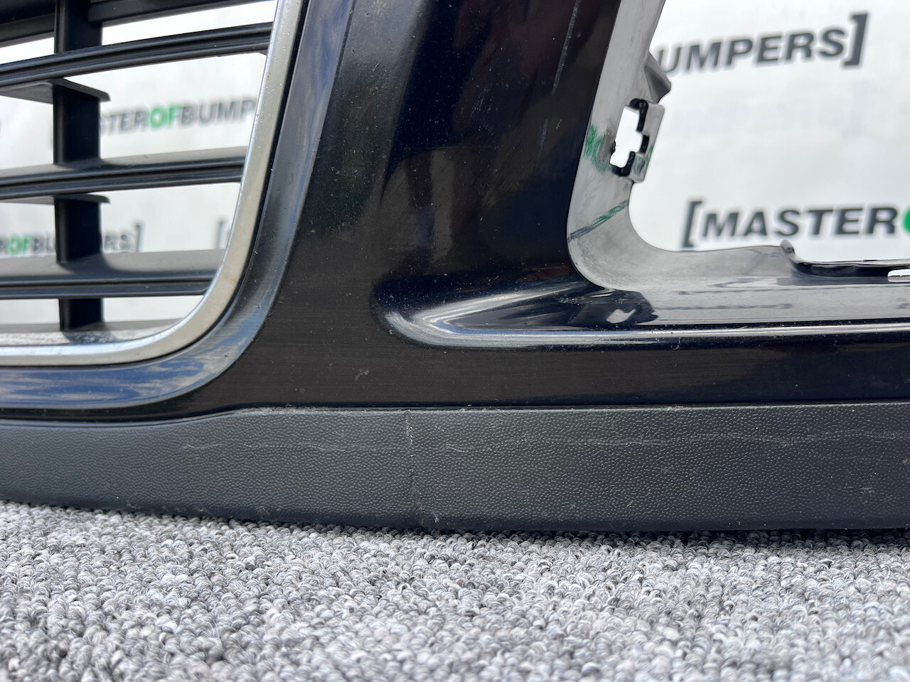 VW Passat Se B6 Saloon Estate 2006-2010 Front Bumper 4 Pdc Genuine [v722]