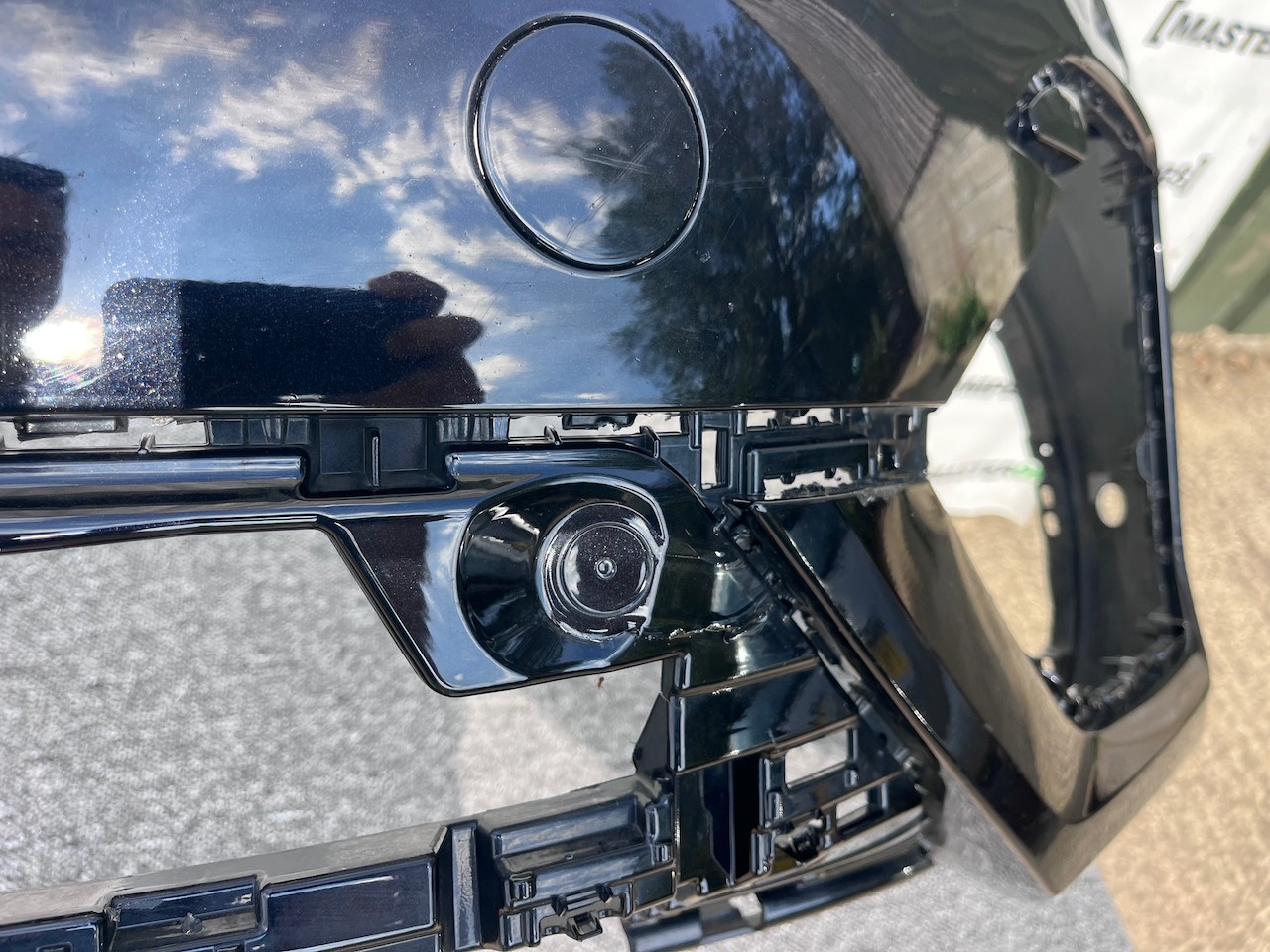 VW Touareg R Line Tdi V6 Mk3 2019-2023 Front Bumper 6 Pdc +jets Genuine [v334]