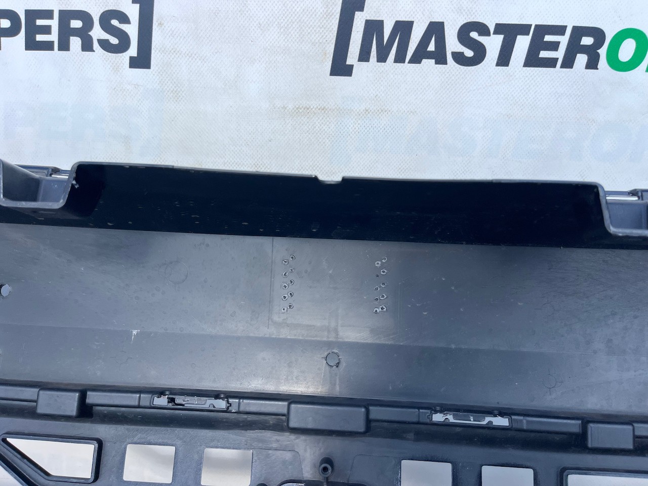 VW Touareg R Line Tdi V6 Mk3 2019-2023 Front Bumper 6 Pdc +jets Genuine [v334]