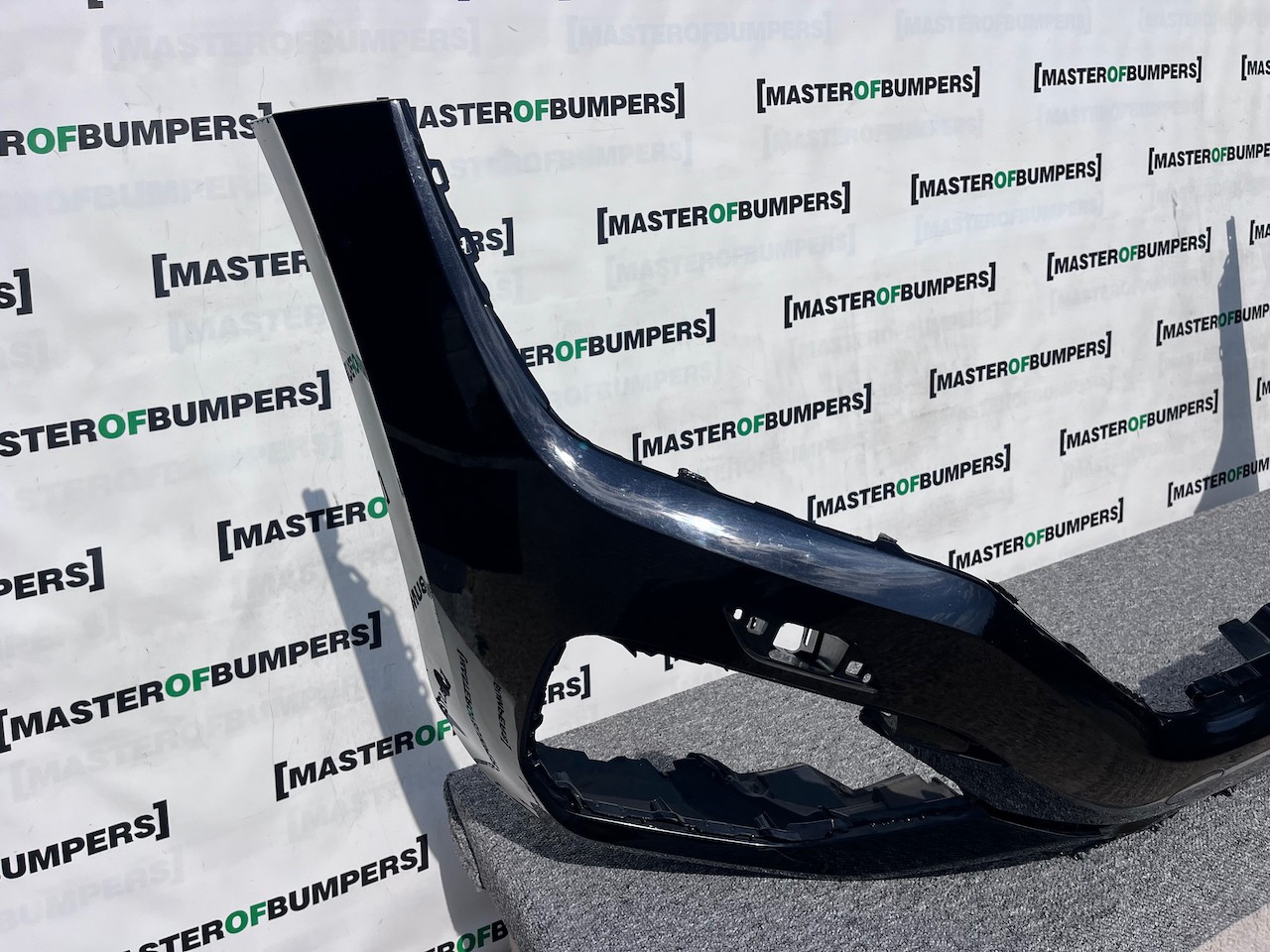 VW Touareg R Line Tdi V6 Mk3 2019-2023 Front Bumper 6 Pdc +jets Genuine [v334]