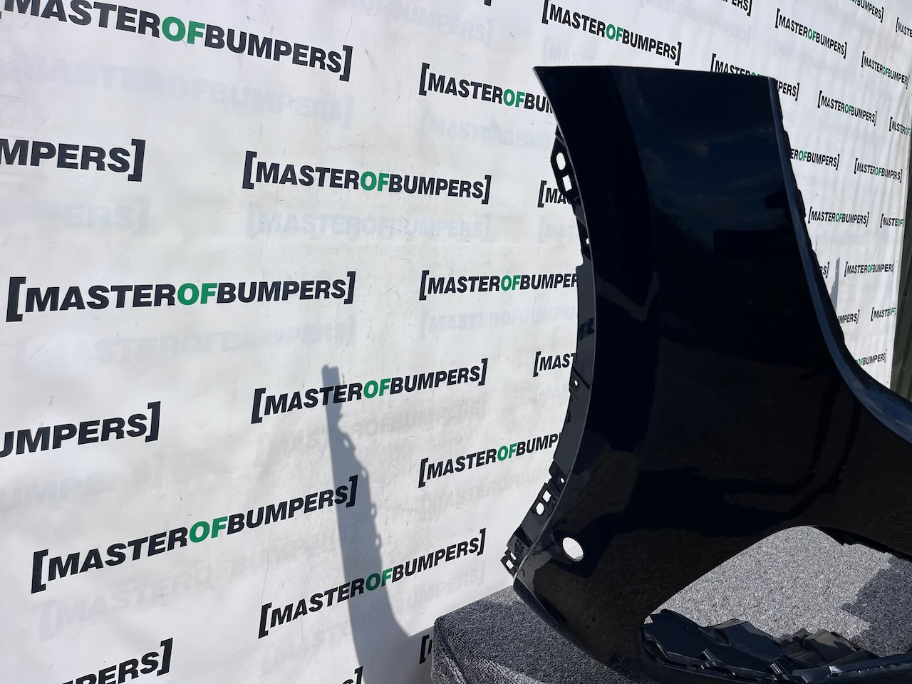 VW Touareg R Line Tdi V6 Mk3 2019-2023 Front Bumper 6 Pdc +jets Genuine [v334]