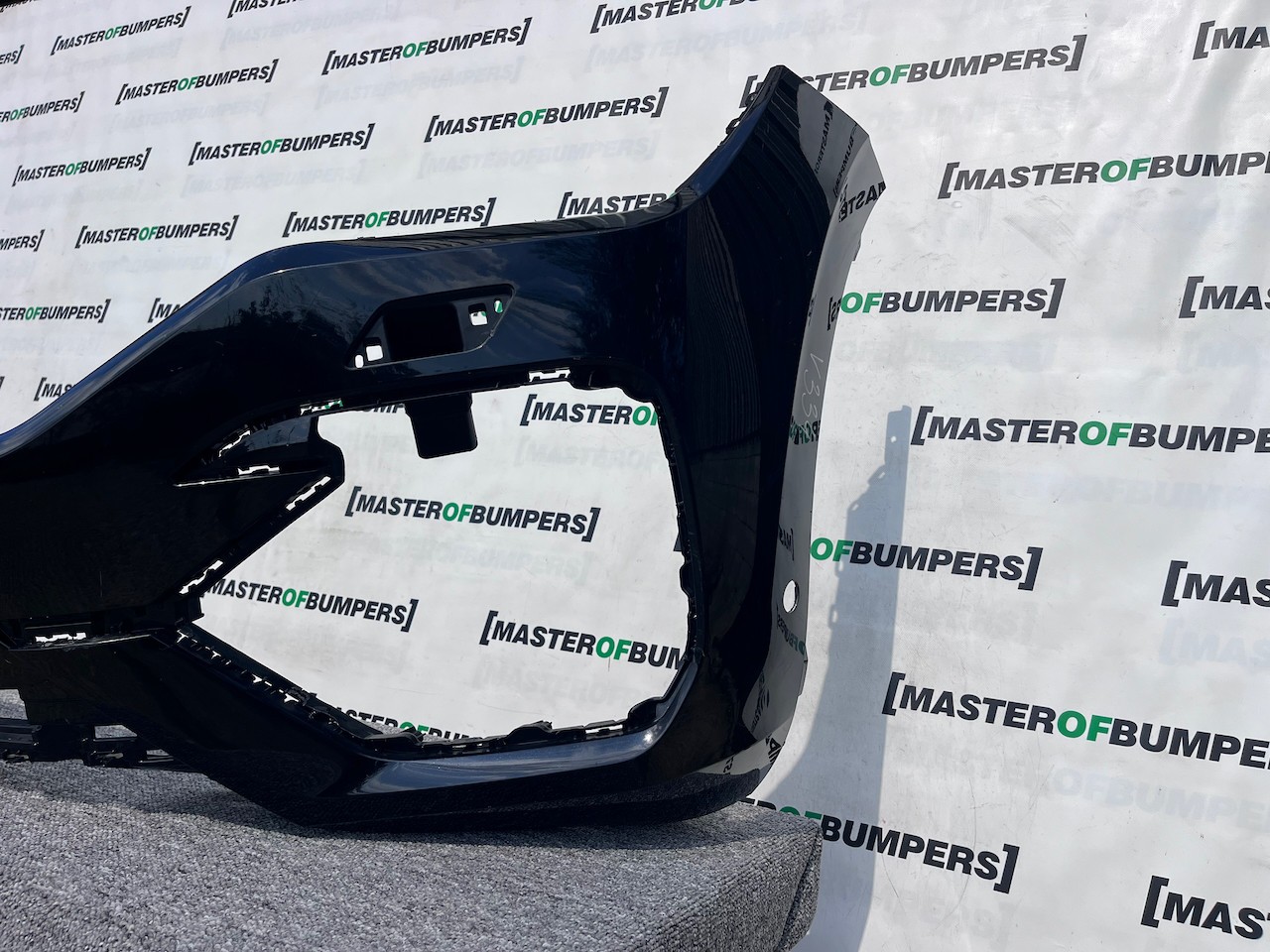 VW Touareg R Line Tdi V6 Mk3 2019-2023 Front Bumper 6 Pdc +jets Genuine [v334]