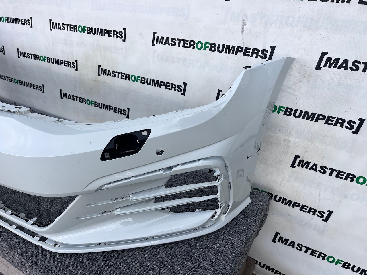 VW Golf Gti Mk7 Lift Hatchback 2017-2019 Front Bumper 4 Pdc + Jet Genuine [v344]