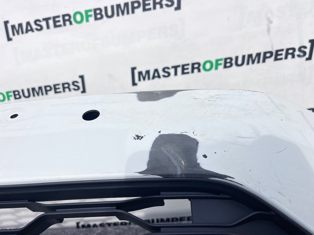 VW Golf R Line Mk7.5 Hatchba 2017-2019 Front Bumper 4 Pdc No Jets Genuine [v361]