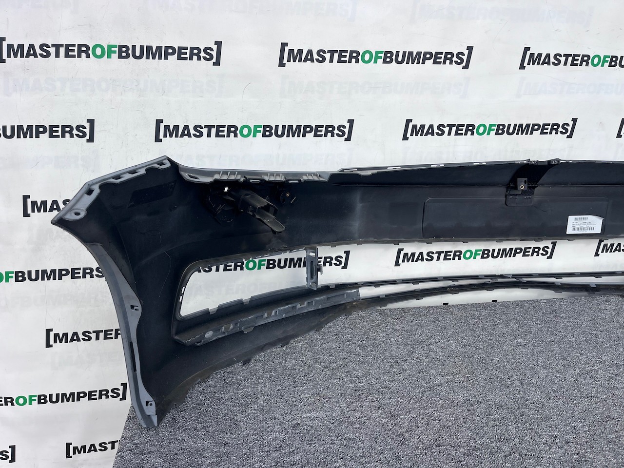 VW Touran Mk2 Mpv 2015-2022 Front Bumper In Primer No Pdc +jets Genuine [v155]