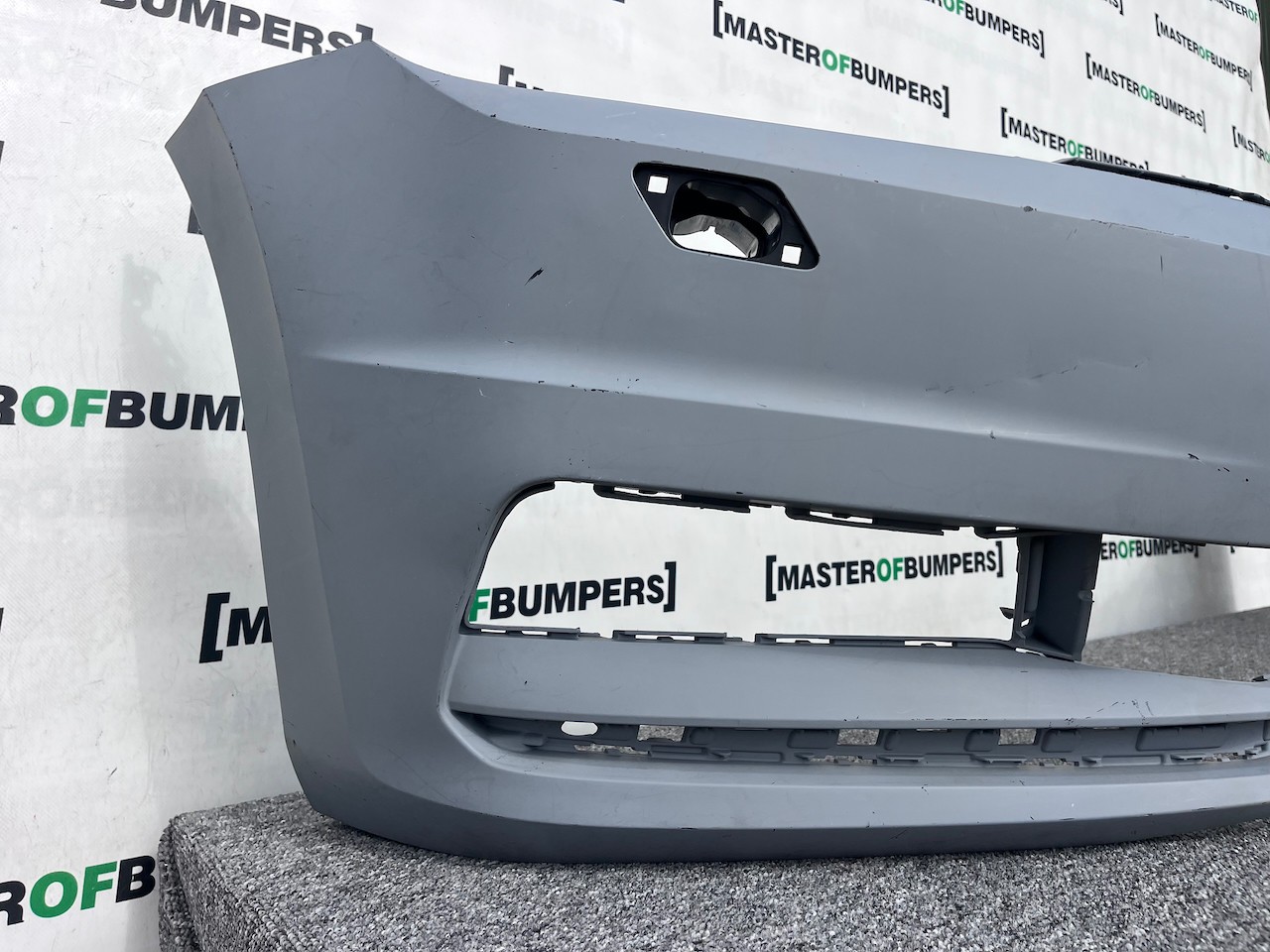 VW Touran Mk2 Mpv 2015-2022 Front Bumper In Primer No Pdc +jets Genuine [v155]