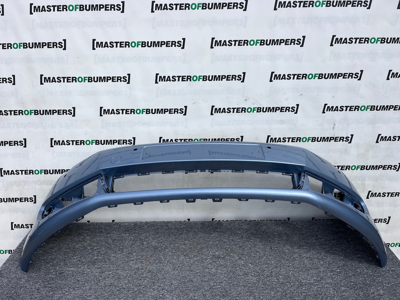 VW Golf Plus Se Mpv 2009-2013 Front Bumper 6 Pdc + Jet Genuine [v381]