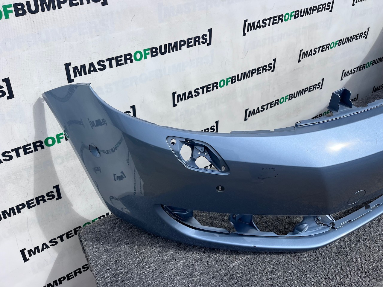 VW Golf Plus Se Mpv 2009-2013 Front Bumper 6 Pdc + Jet Genuine [v381]