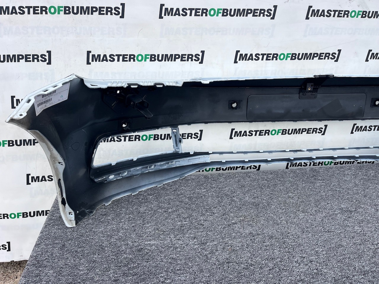 VW Touran Highline Sel Mk2 2015-2021 Front Bumper 4 Pdc + Jets Genuine [v379]