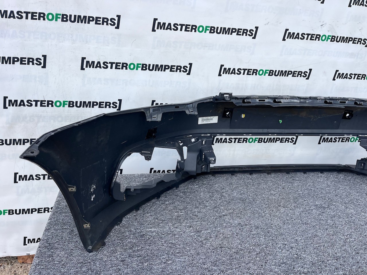 VW Polo Se Bluemotion 6c 2014-2017 Front Bumper 4 Pdc No Jets Genuine [v383]