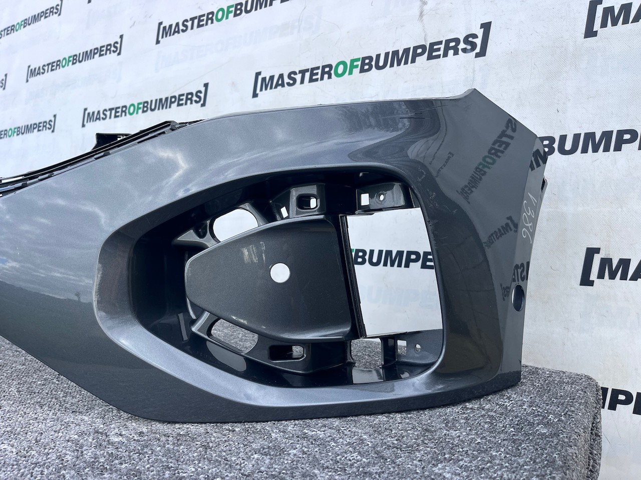 VW T-roc Troc Tfsi Evo Life Style 2022-2025 Front Bumper 4 Pdc Genuine [v386]