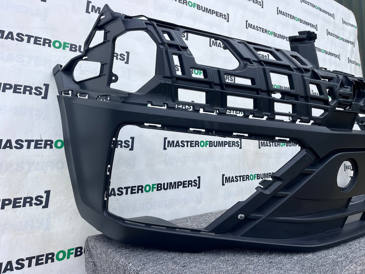 VW Crafter Man Tge Lift 2023-on Front Bumper 4 Pdc Textured Genuine [v394]