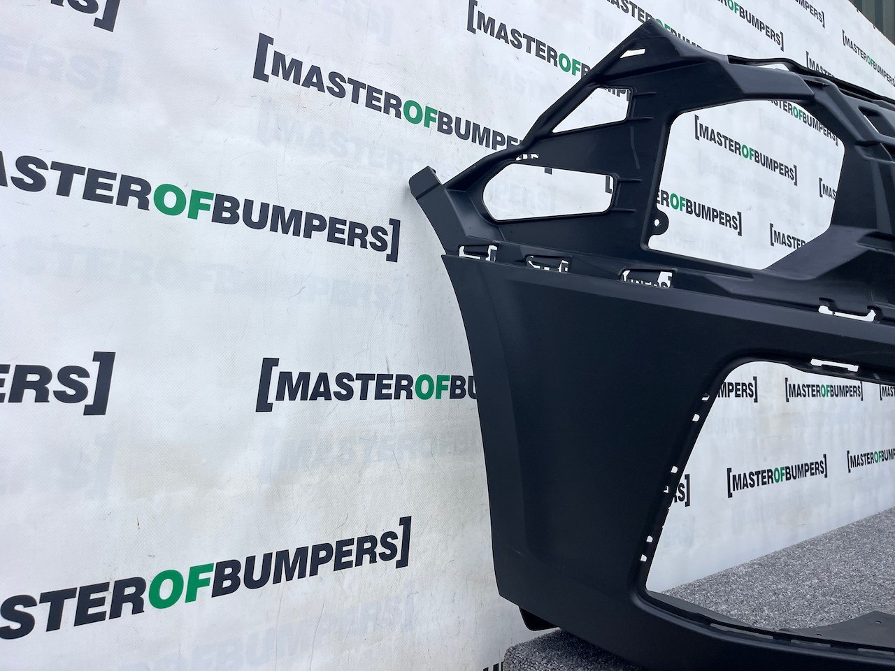 VW Crafter Man Tge Lift 2023-on Front Bumper 4 Pdc Textured Genuine [v394]