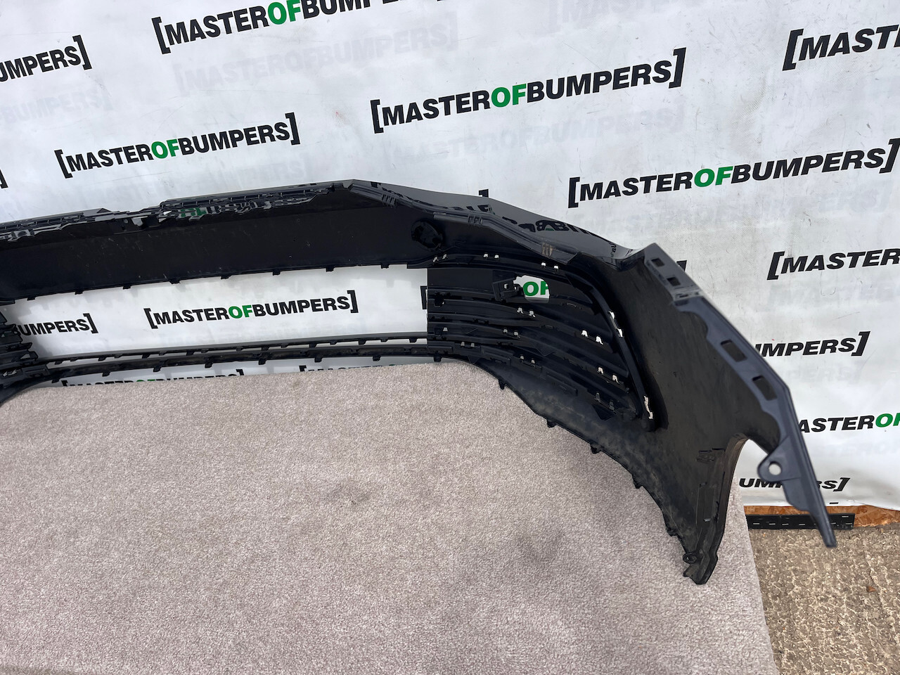 VW Golf Life Se Mk8 Hatchback 2020-2024 Front Bumper Black Genuine [v64]