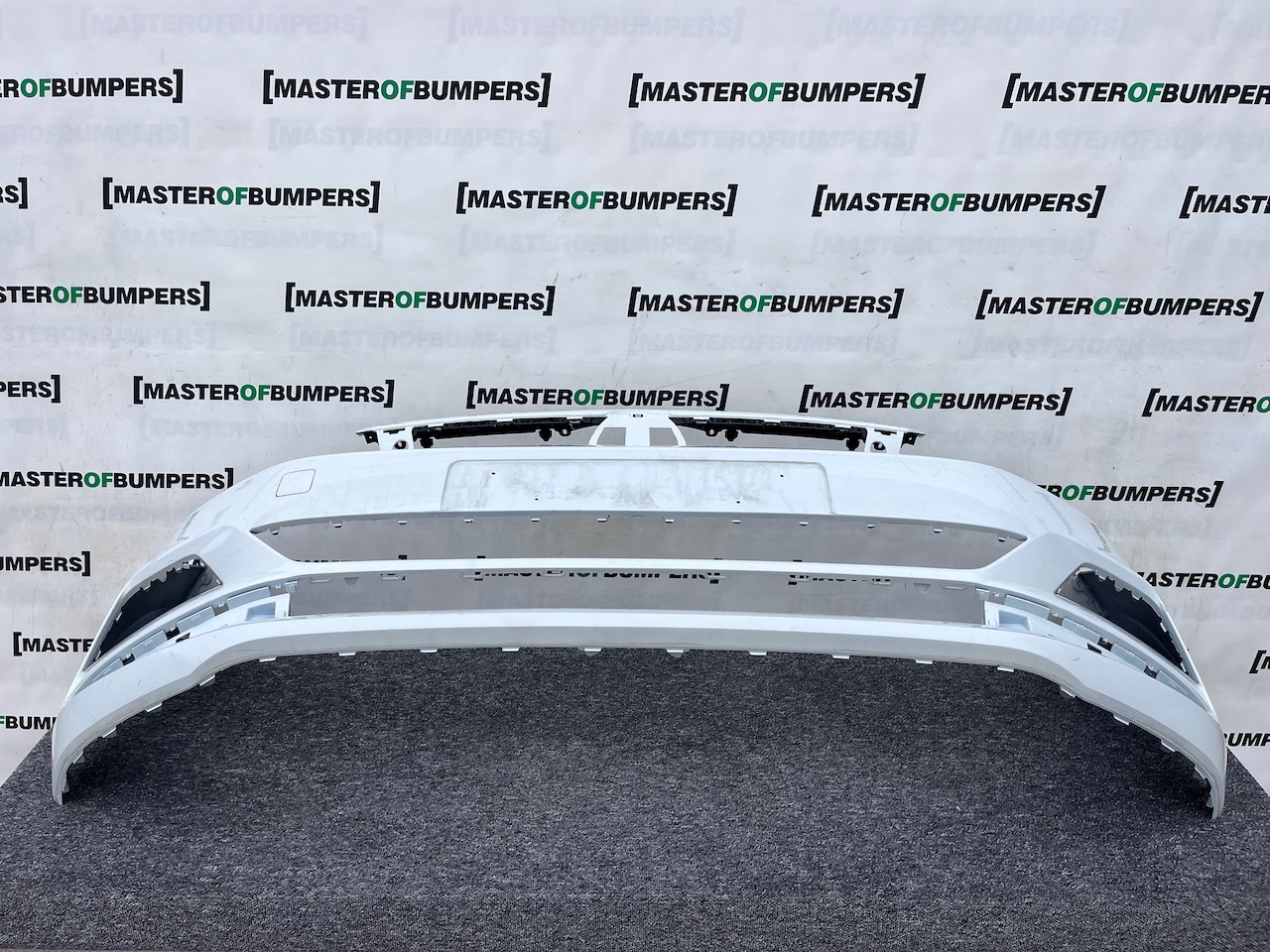 VW Polo Bluemotion Hatchback 2017-2021 Front Bumper No Pdc Genuine [v418]